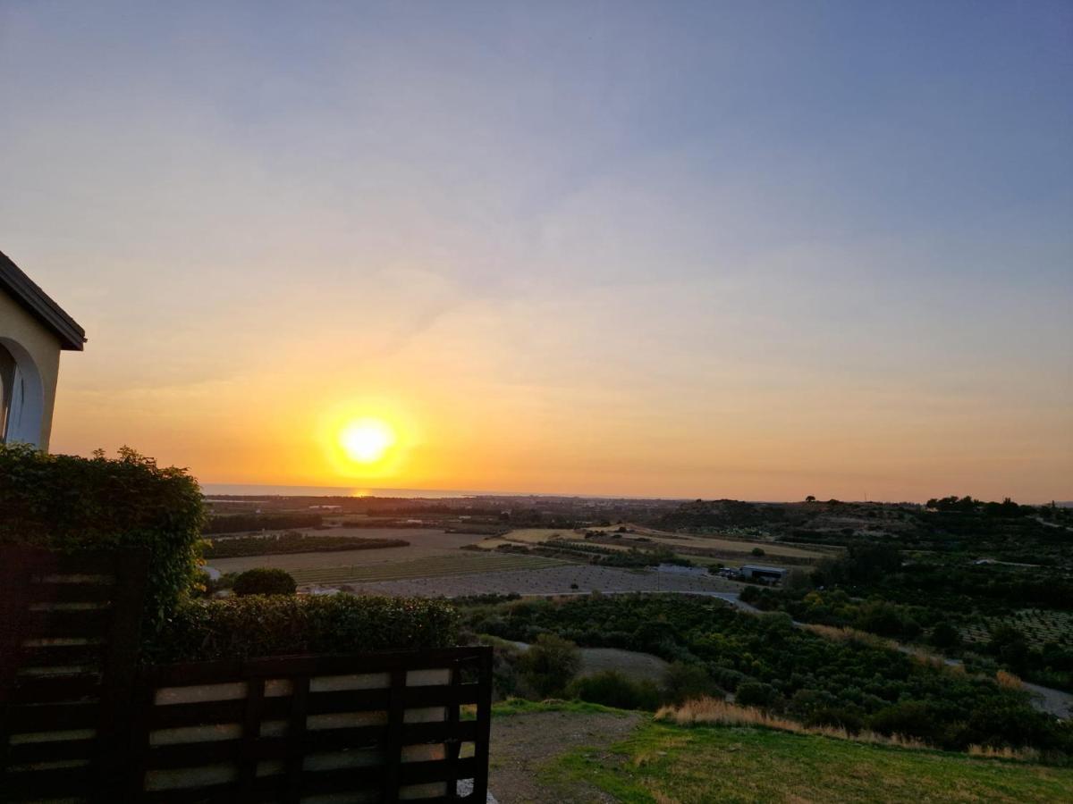 Arodafni House. Unique Views And Amazing Sunsets. Kouklia Eksteriør bilde